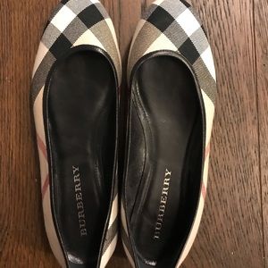 Burberry Flats